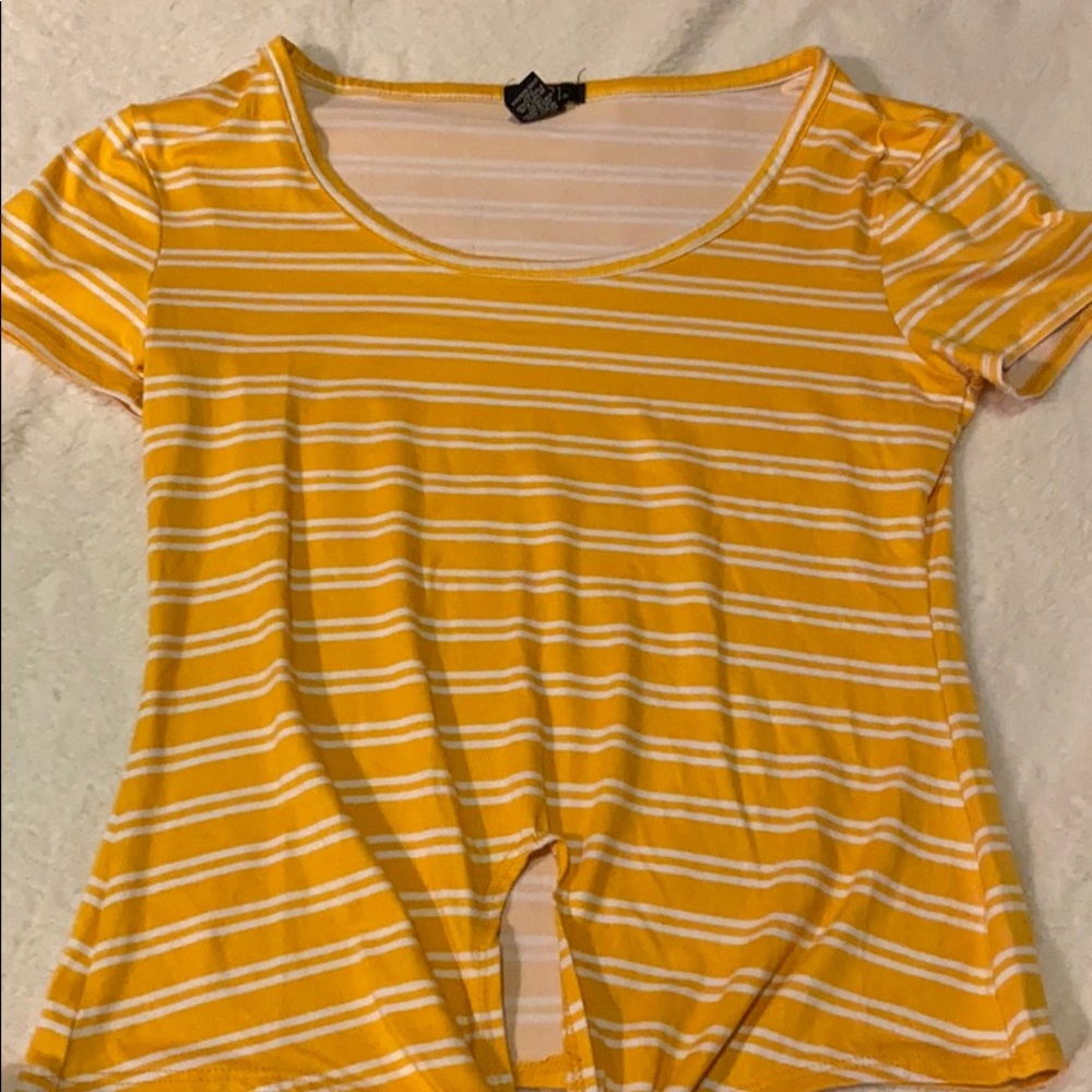 knot shirt
